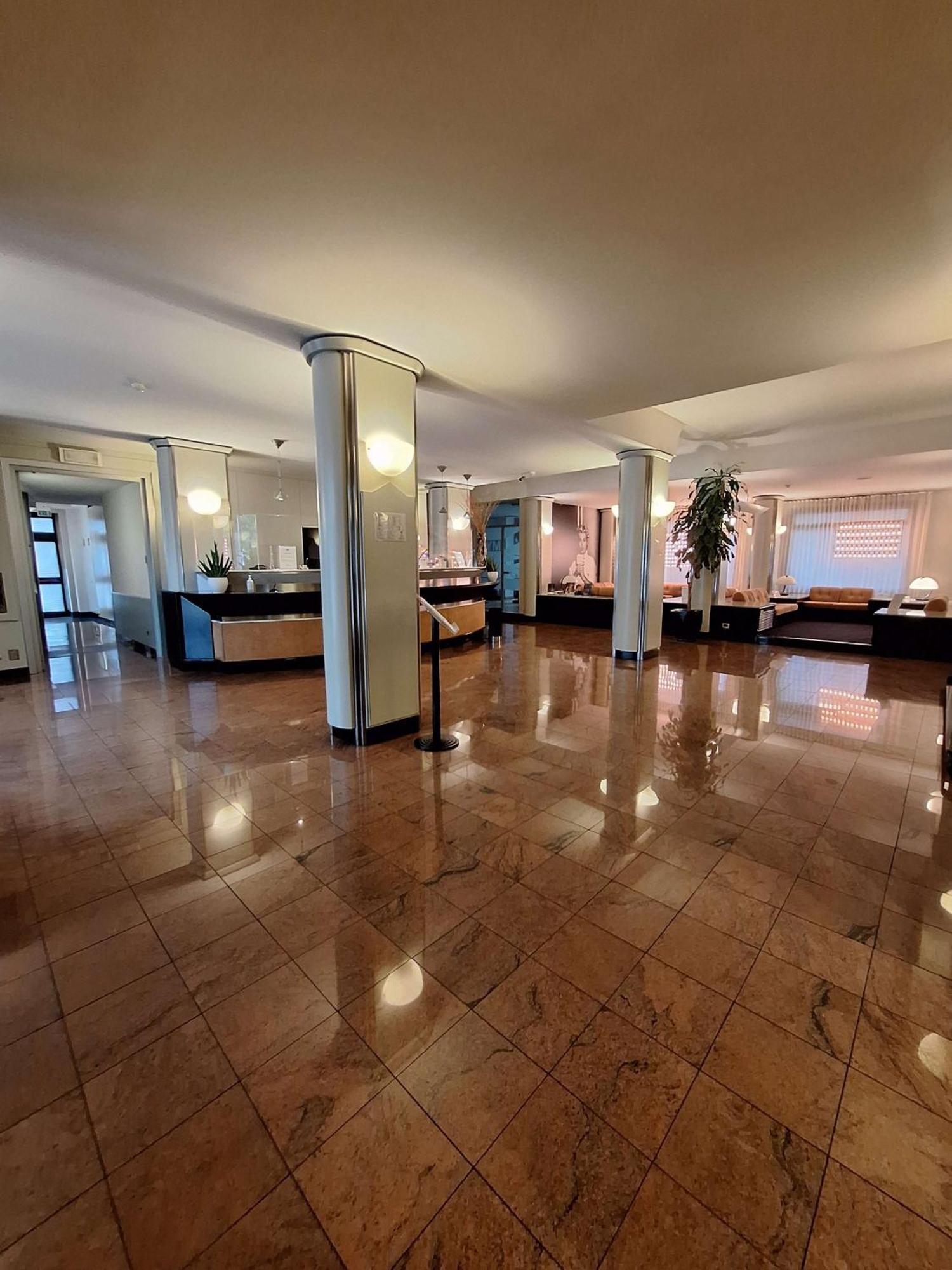 Sure Hotel By Best Western Milano Padova Exterior photo